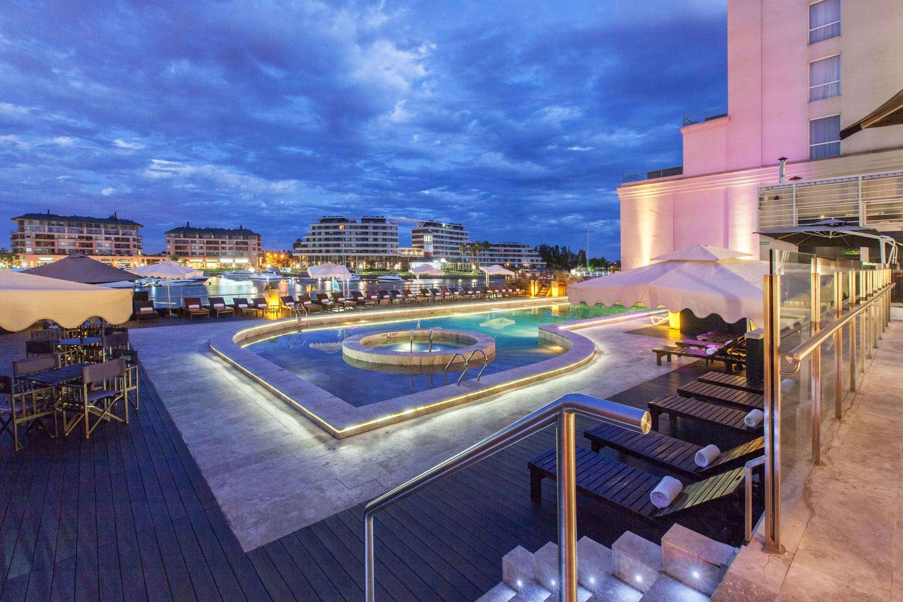 فندق ويندهام نورديلتا تيغر - بوينس آيرس تيغري المظهر الخارجي الصورة The hotel's pool