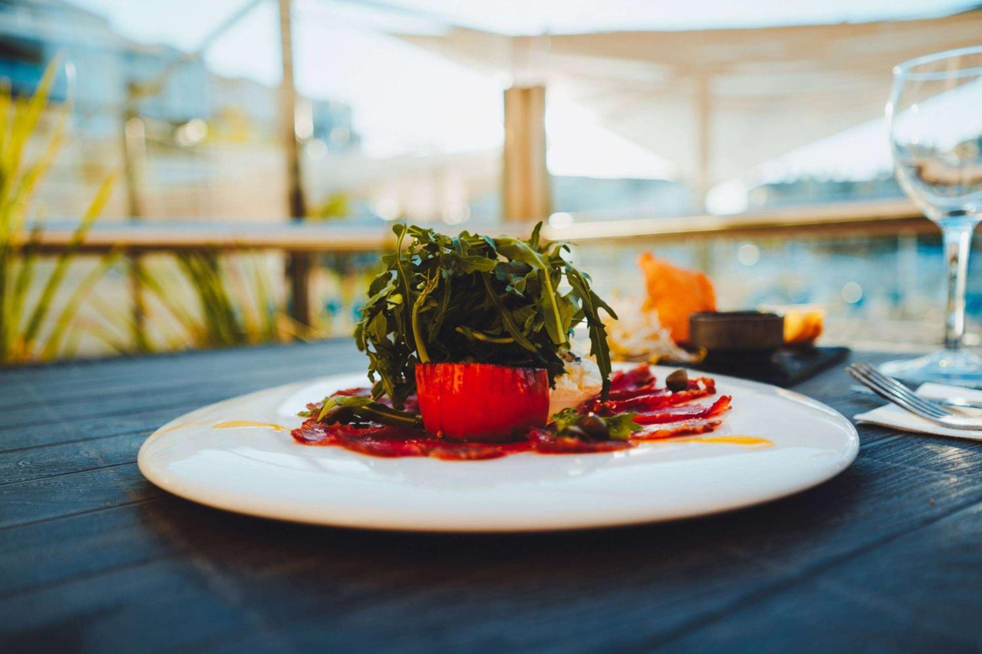 فندق ويندهام نورديلتا تيغر - بوينس آيرس تيغري المظهر الخارجي الصورة A salad at a restaurant