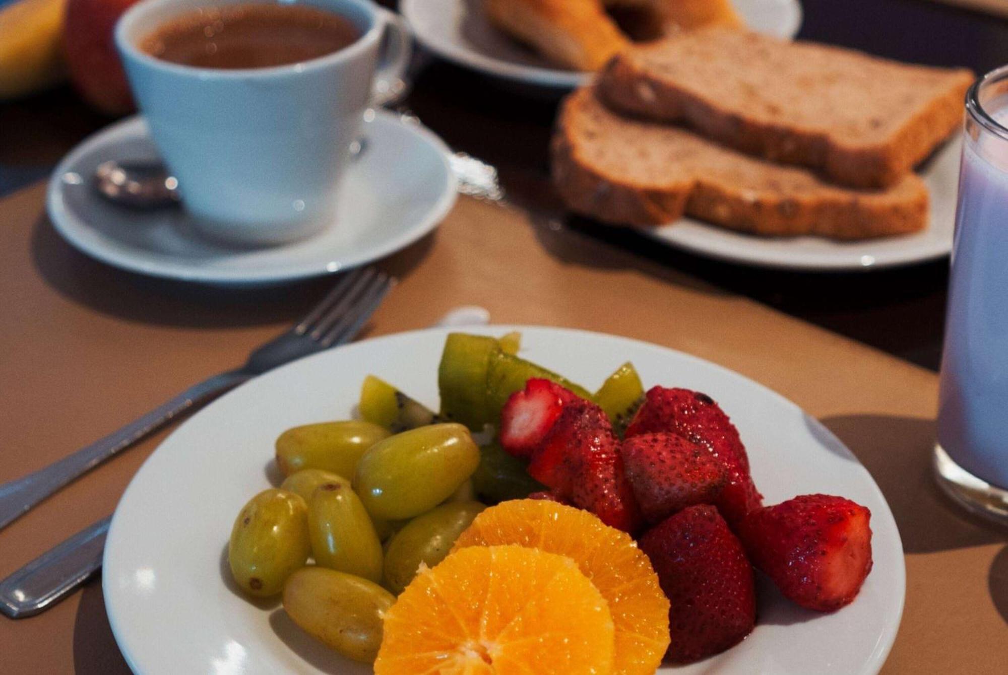 فندق ويندهام نورديلتا تيغر - بوينس آيرس تيغري المظهر الخارجي الصورة Fruit salad